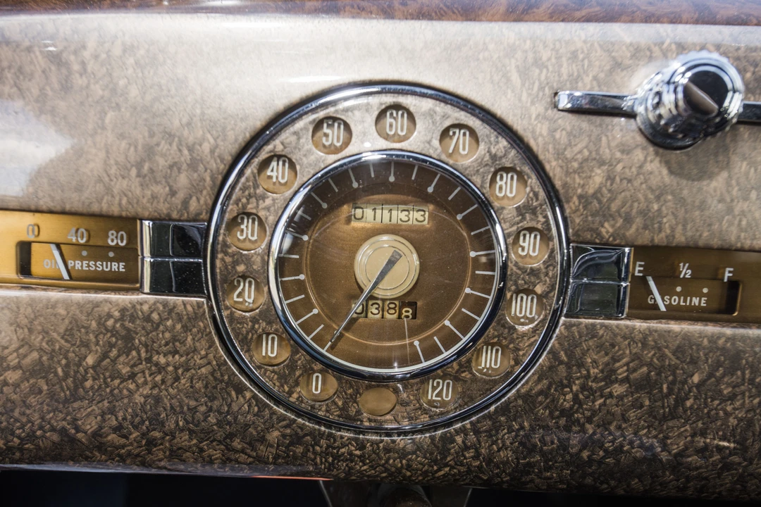 1939 Packard Eight - Image 10 of 31