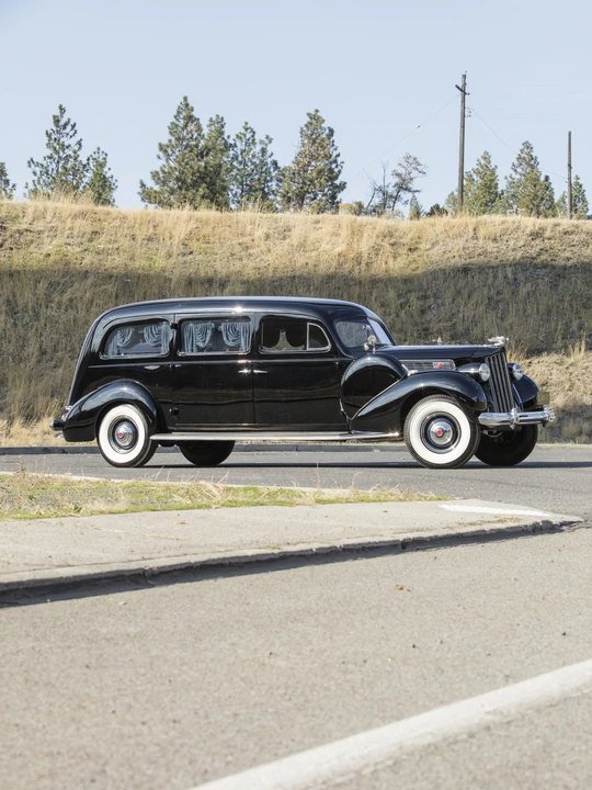 1939 Packard Eight - Image 4 of 31