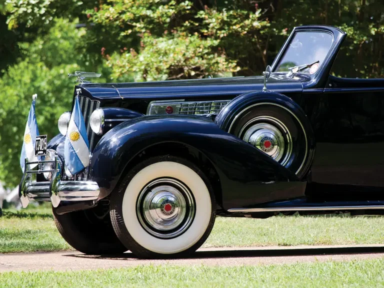 1939 Packard Eight - Image 9 of 31