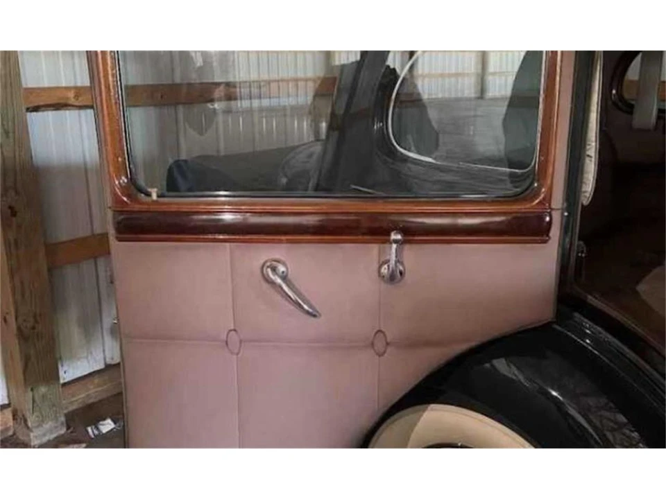 1939 Packard Twelve - Image 5 of 19