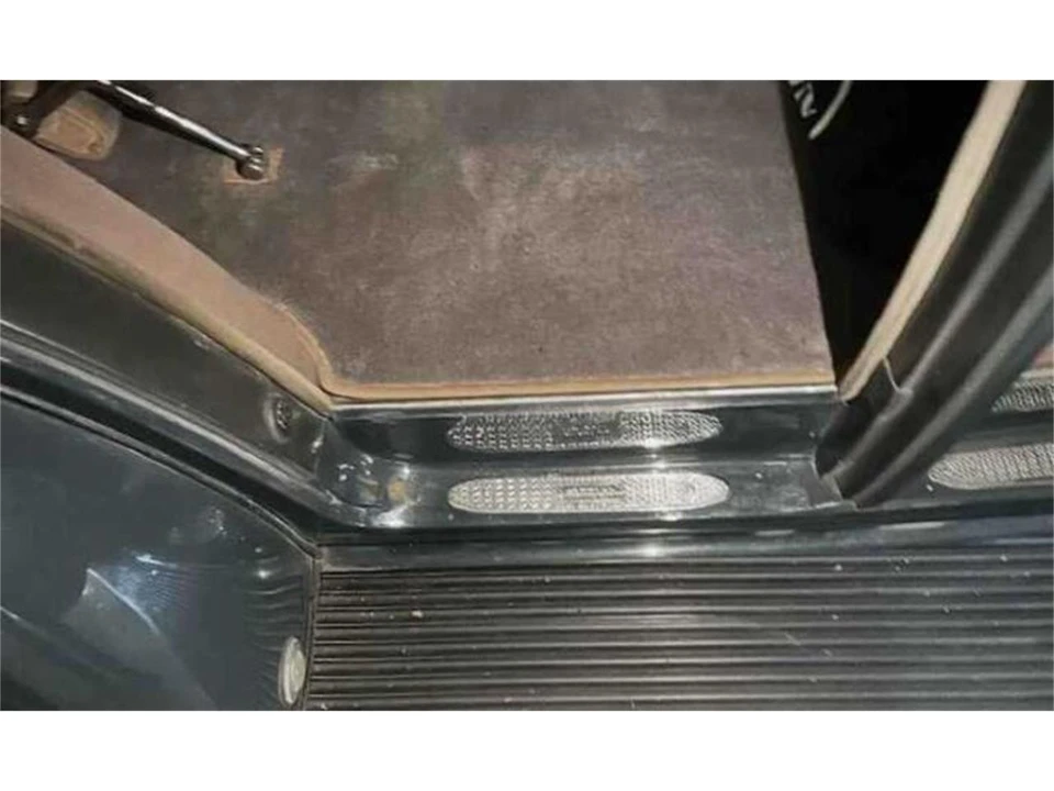 1939 Packard Twelve - Image 4 of 19