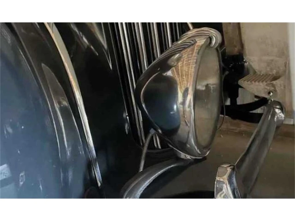 1939 Packard Twelve - Image 16 of 19