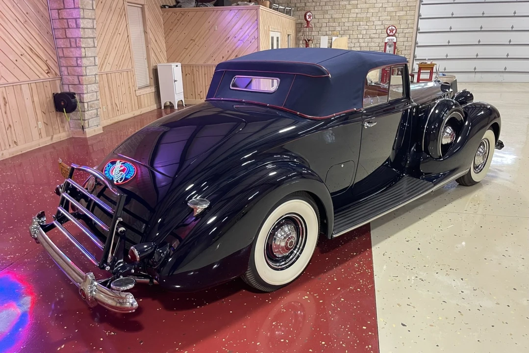 1939 Packard Twelve - Image 2 of 10