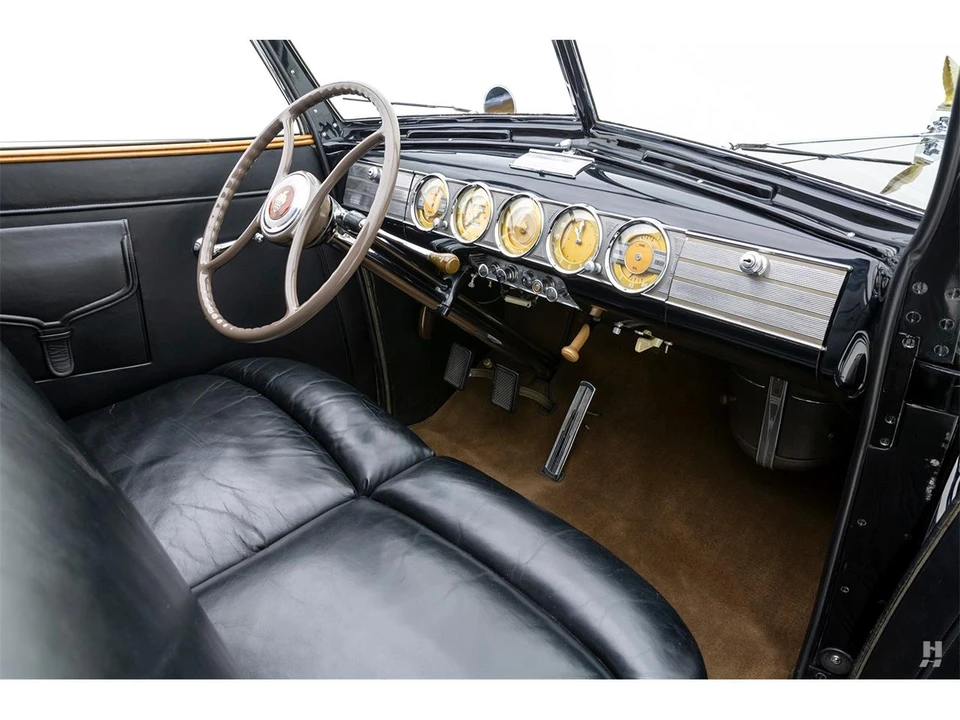 1939 Packard Twelve - Image 9 of 31
