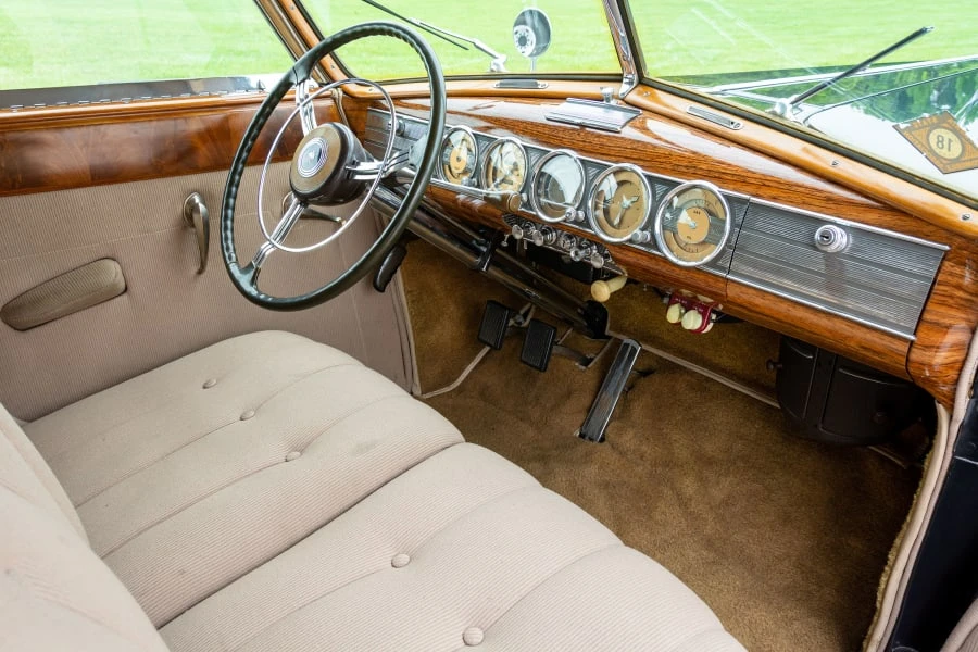 1939 Packard Twelve - Image 8 of 21