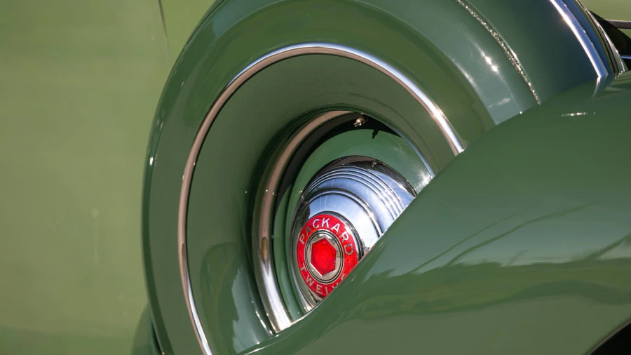 1939 Packard Twelve - Image 15 of 28