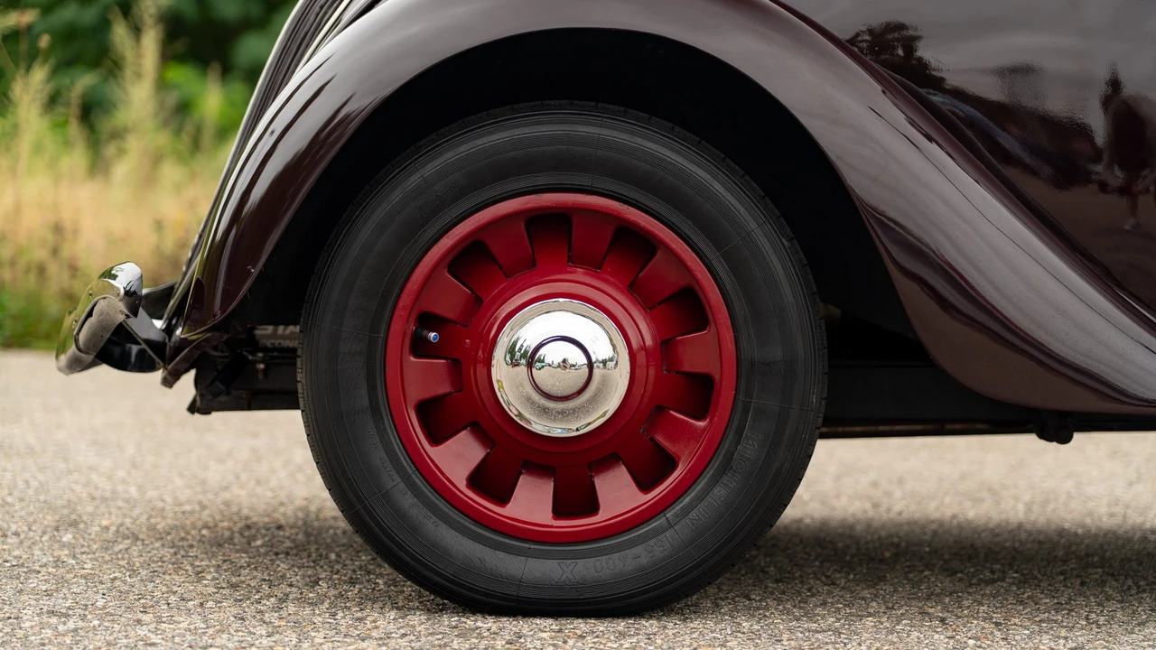 1939 Peugeot 504 - Image 18 of 31