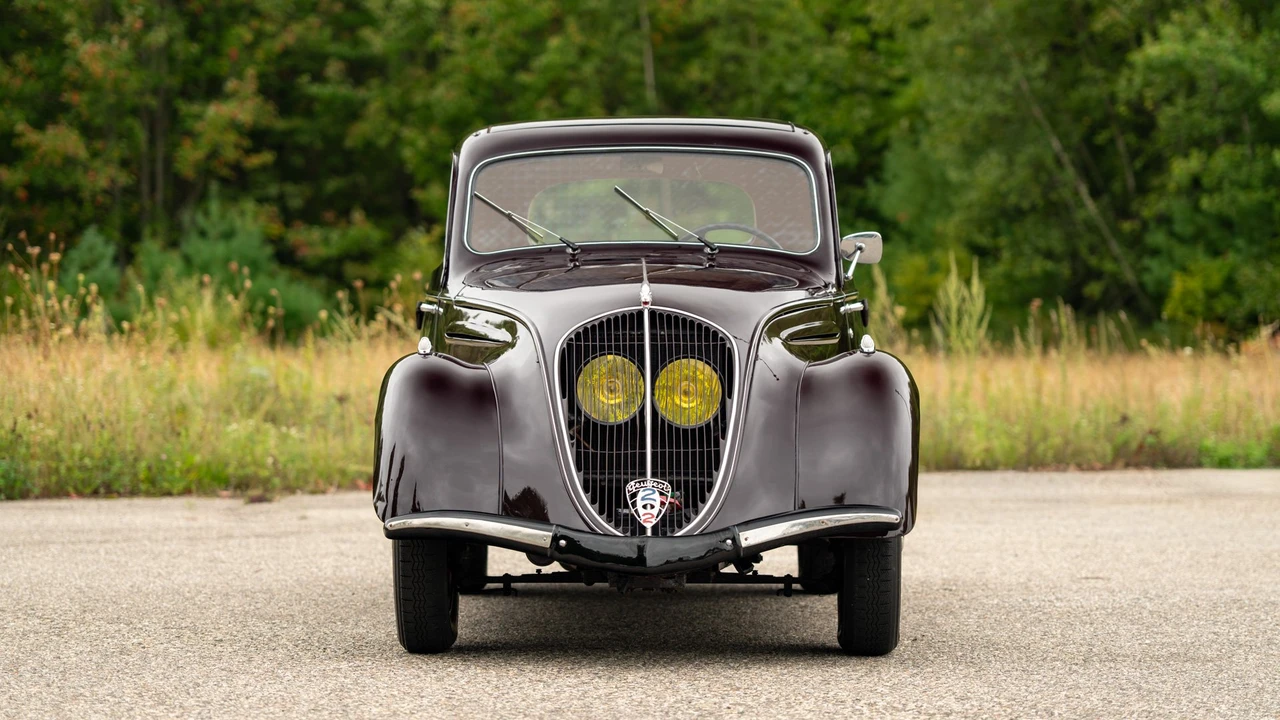 1939 Peugeot 504 - Image 2 of 31