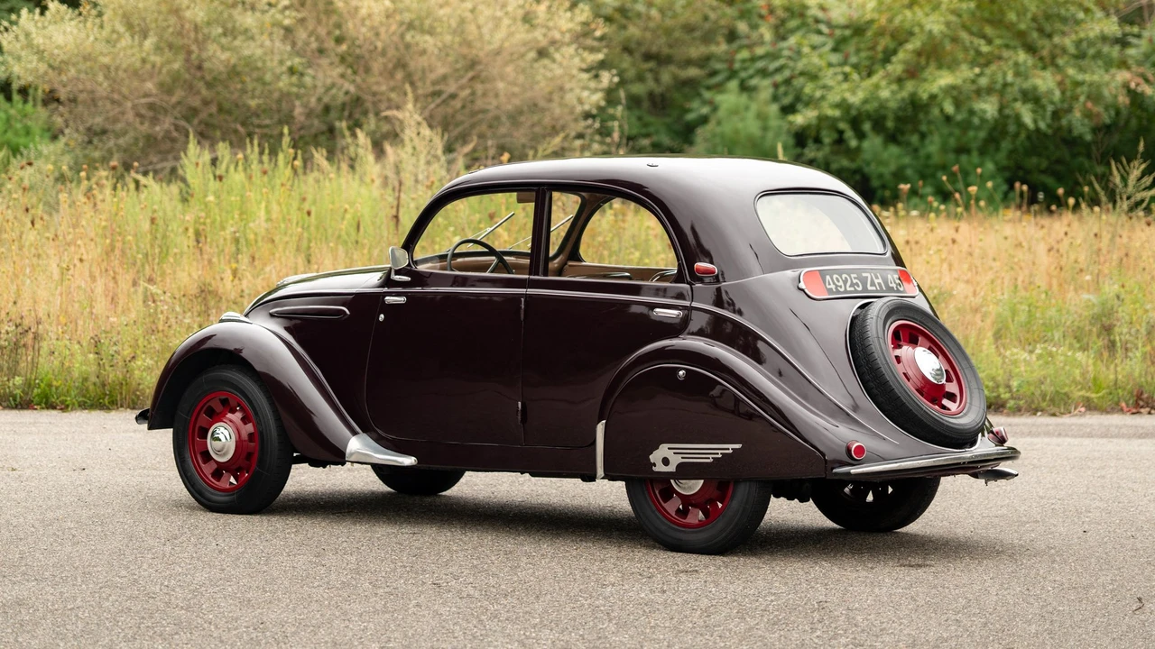 1939 Peugeot 504 - Image 25 of 31