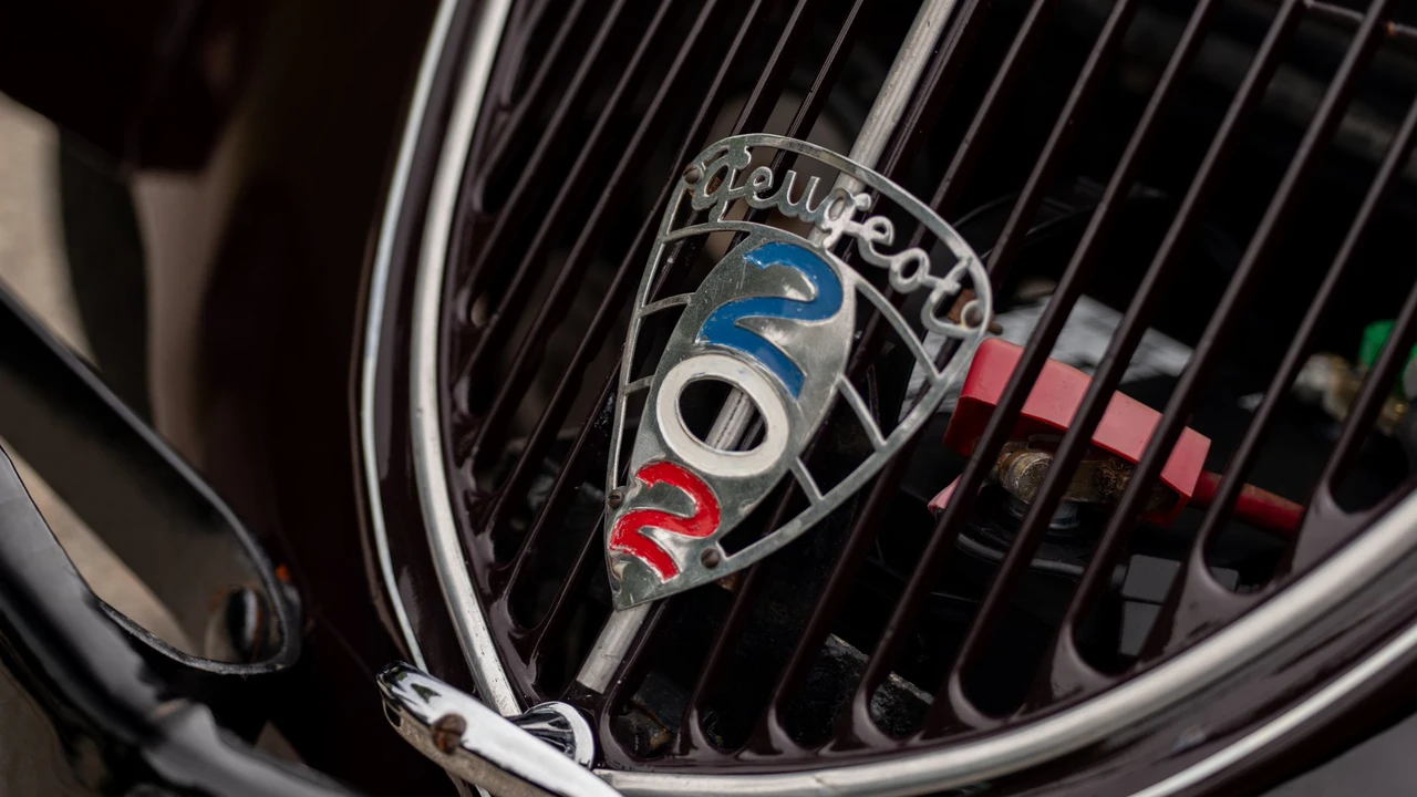 1939 Peugeot 504 - Image 11 of 31