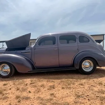 1939 Plymouth P8