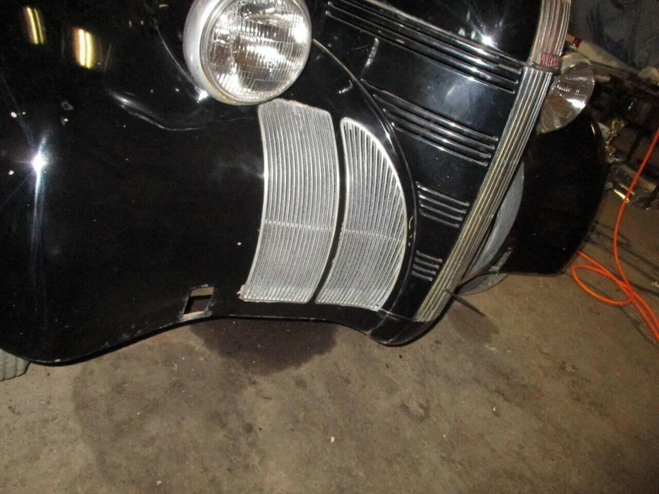 1939 Pontiac - Image 3 of 14