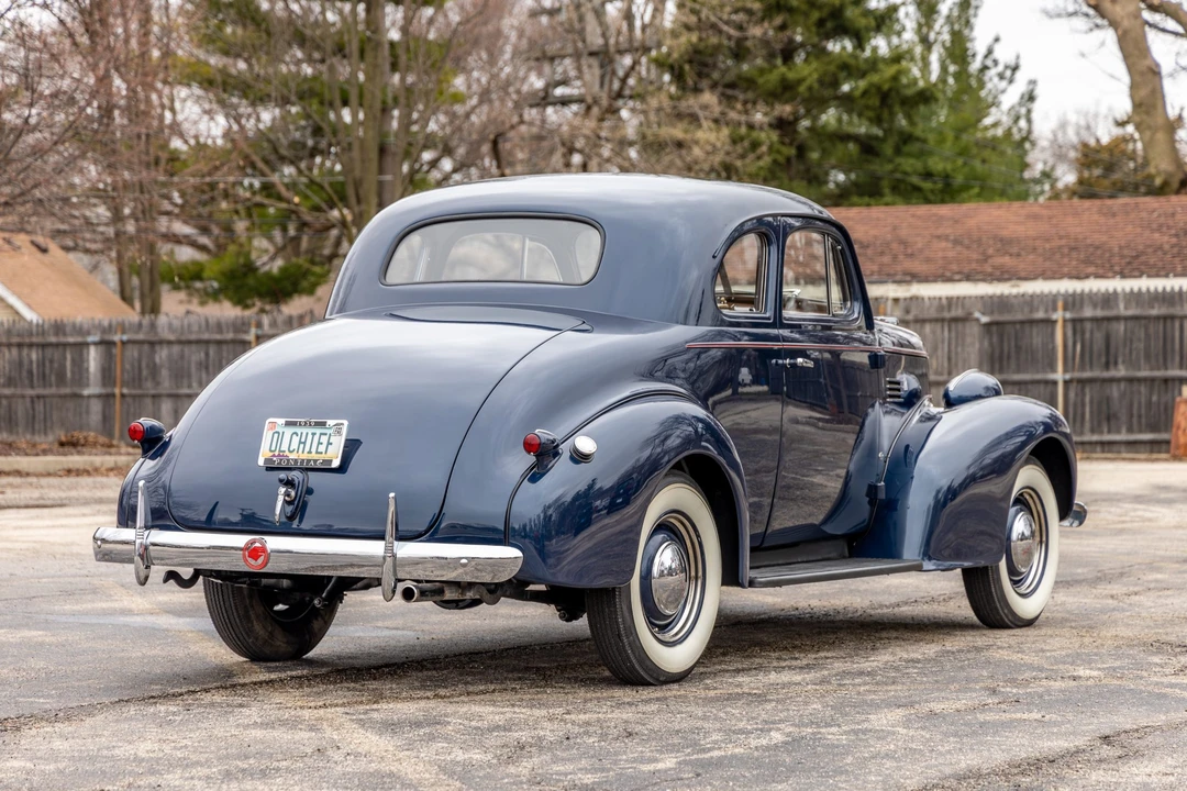 1939 Pontiac - Image 8 of 31