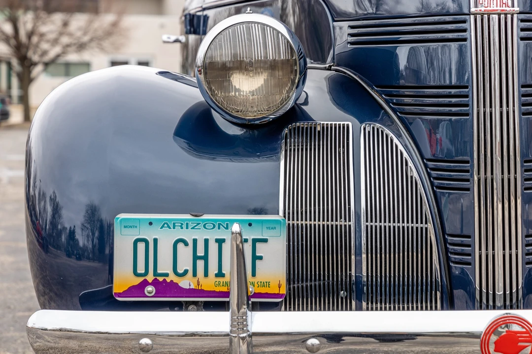 1939 Pontiac - Image 28 of 31
