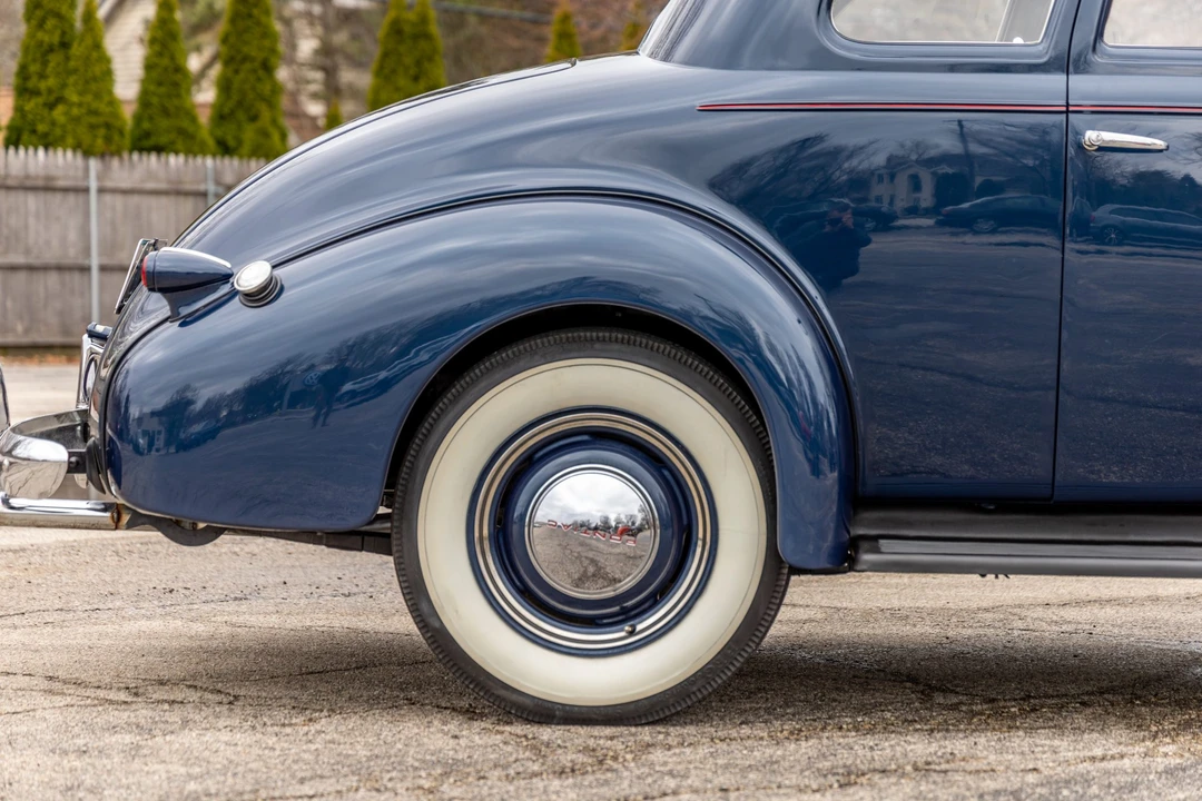1939 Pontiac - Image 14 of 31
