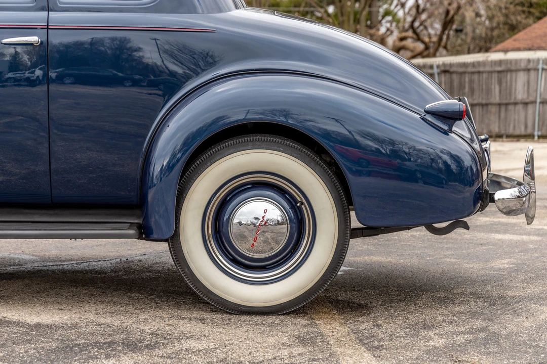1939 Pontiac - Image 17 of 31