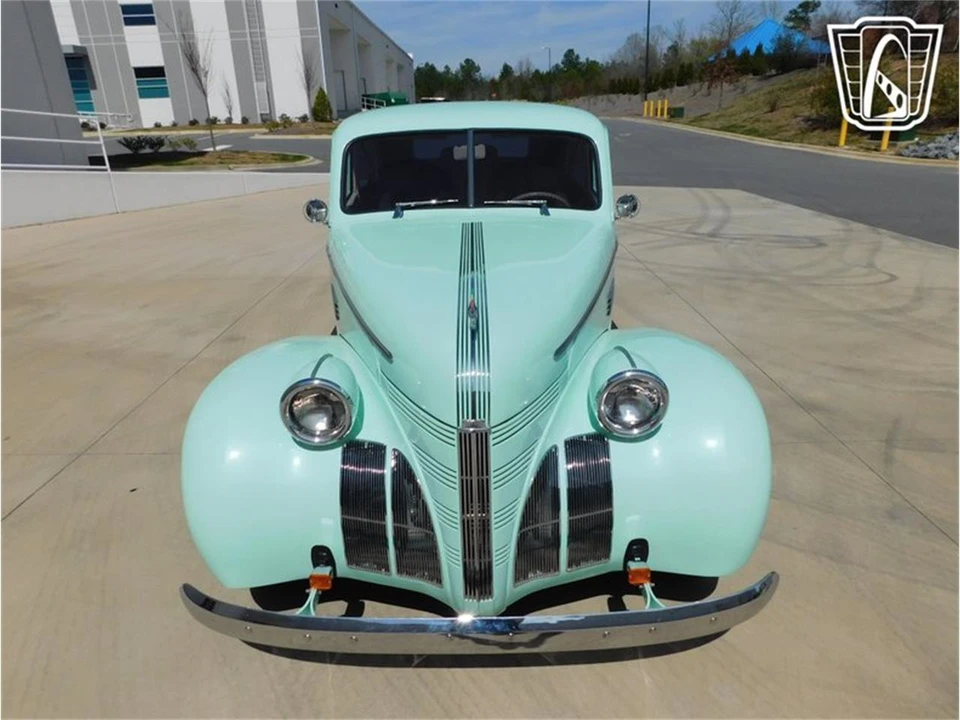 1939 Pontiac - Image 5 of 31