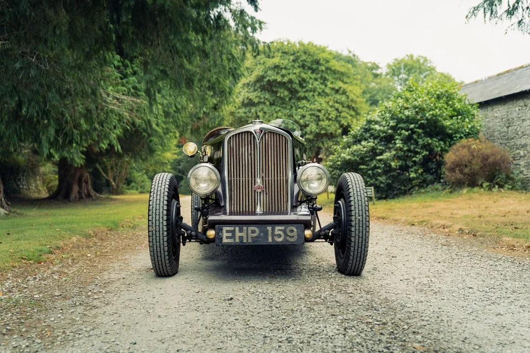 1939 Rover - Image 2 of 18
