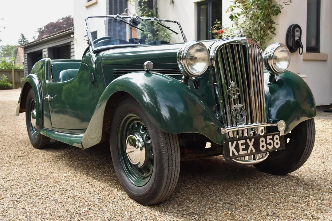 1939 Singer - Image 3 of 30