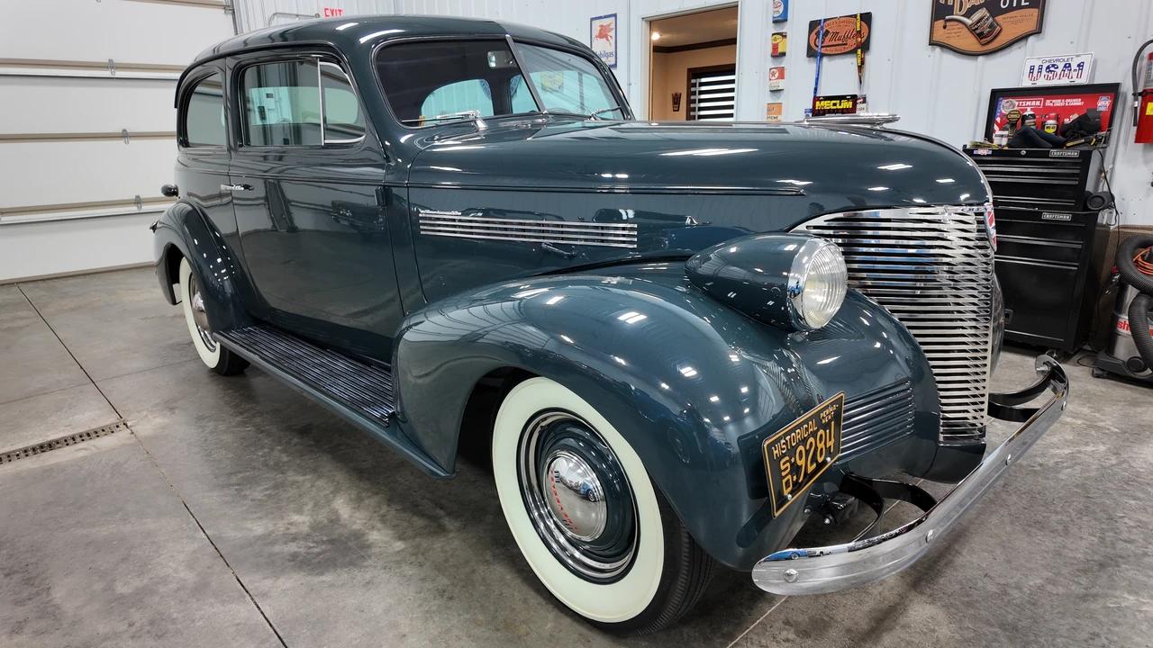 1939 Chevrolet Standard & Master & Master Deluxe & Special Deluxe - Image 7 of 31