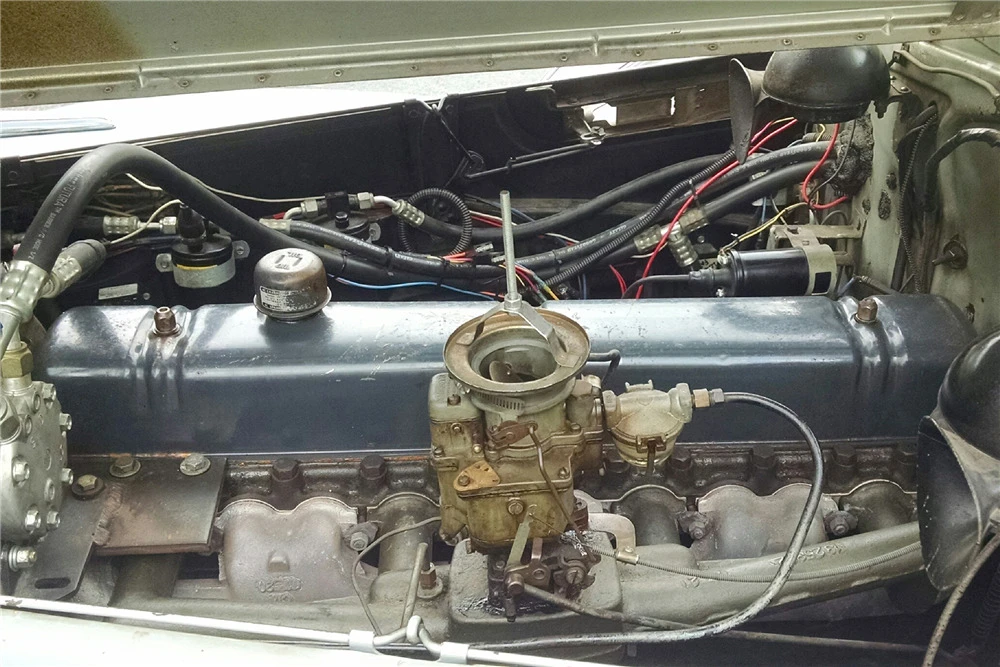 1940 Buick Roadmaster - Image 3 of 5