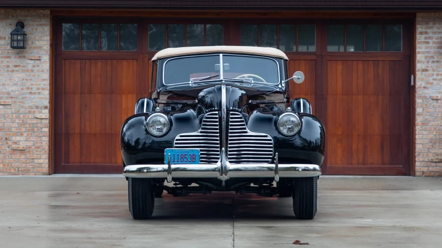 1940 Buick Roadmaster - Image 10 of 21