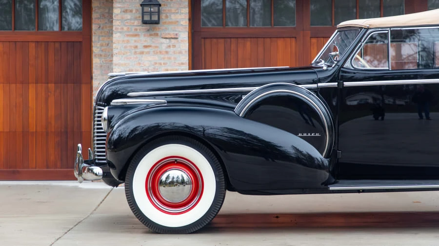 1940 Buick Roadmaster - Image 15 of 21