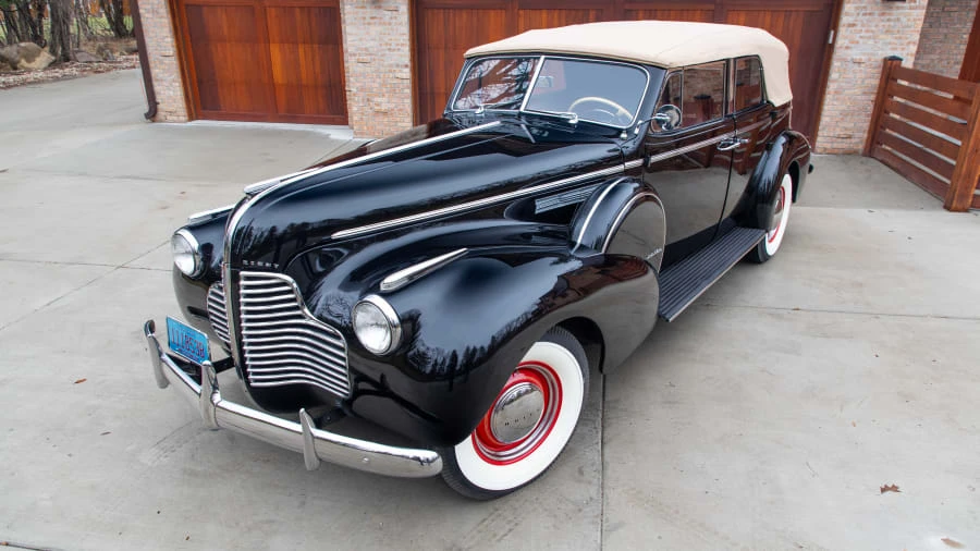 1940 Buick Roadmaster - Image 17 of 21