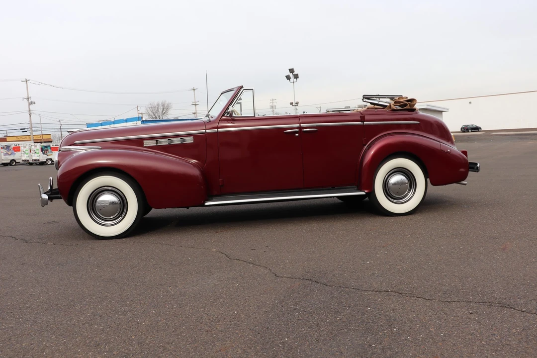 1940 Buick Century - Image 5 of 31