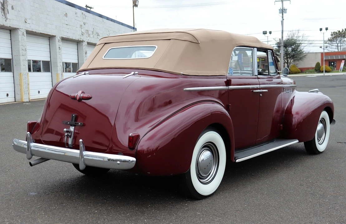 1940 Buick Century - Image 8 of 31