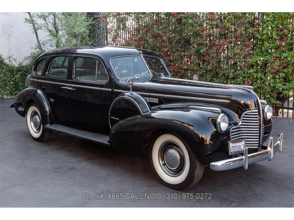 1940 Buick - Image 2 of 31