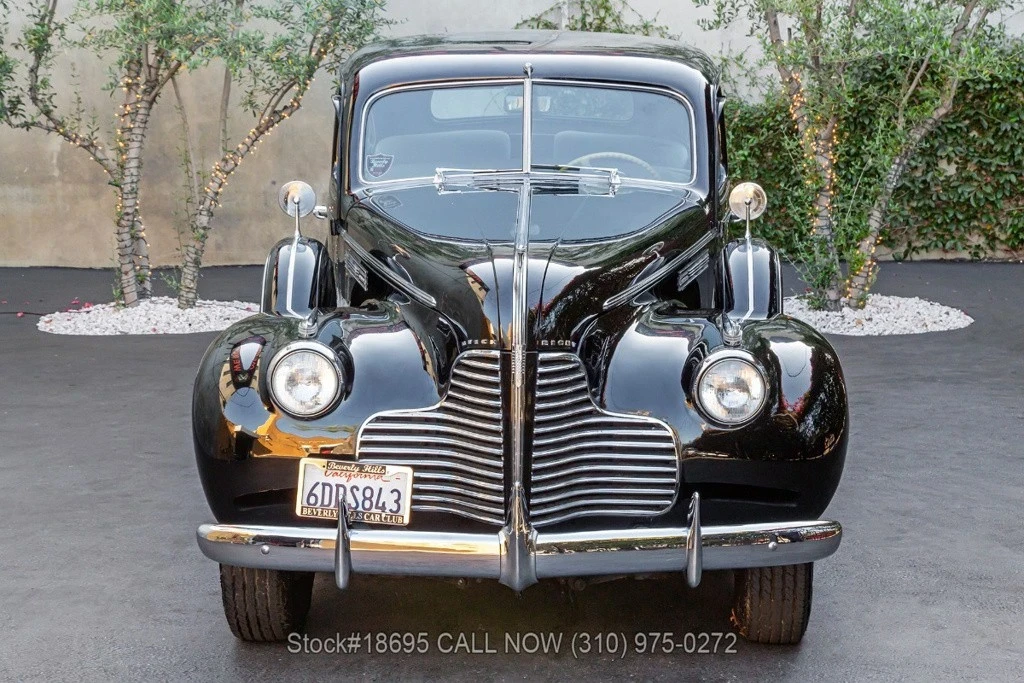 1940 Buick Roadmaster - Image 2 of 12