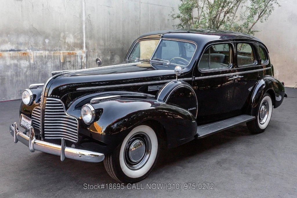 1940 Buick Roadmaster - Image 8 of 12