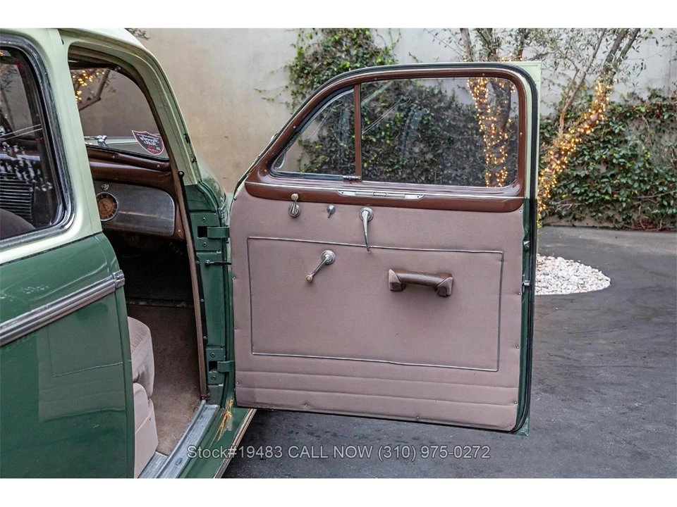 1940 Buick Roadmaster - Image 22 of 31