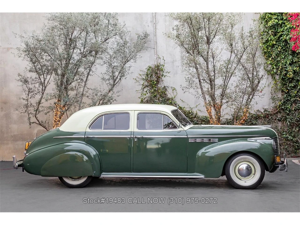 1940 Buick Roadmaster - Image 3 of 31