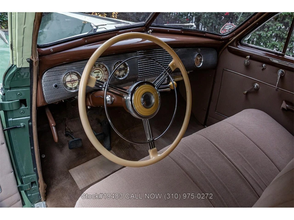 1940 Buick Roadmaster - Image 13 of 31
