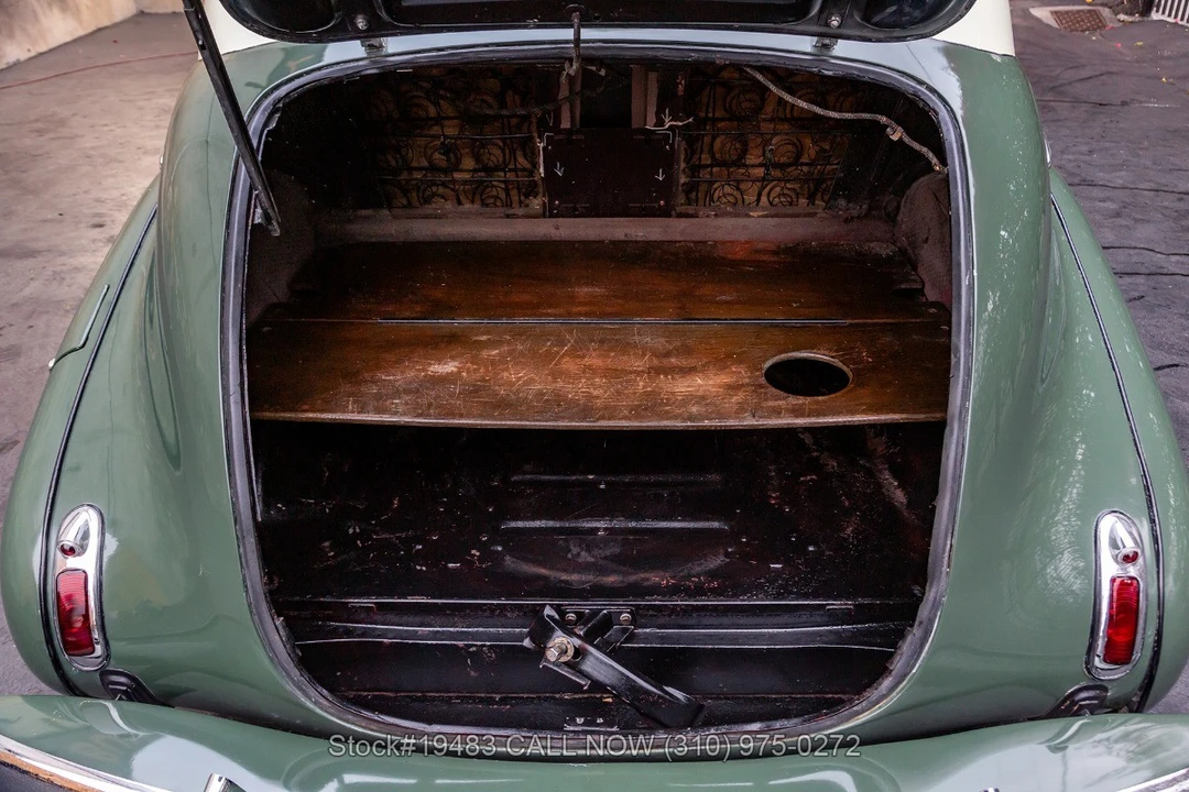 1940 Buick Roadmaster - Image 28 of 31