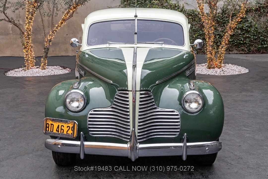 1940 Buick Roadmaster - Image 2 of 31