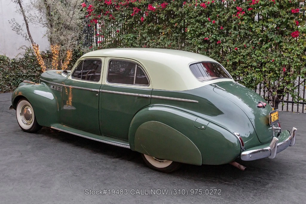 1940 Buick Roadmaster - Image 7 of 12