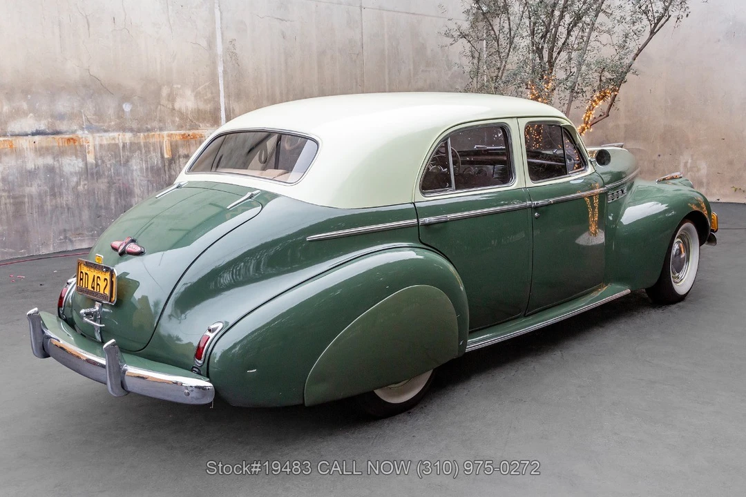 1940 Buick Roadmaster - Image 6 of 31