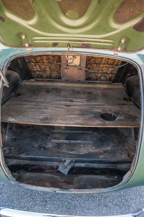 1940 Buick Roadmaster - Image 20 of 21