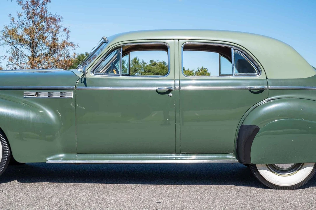 1940 Buick Roadmaster - Image 31 of 31