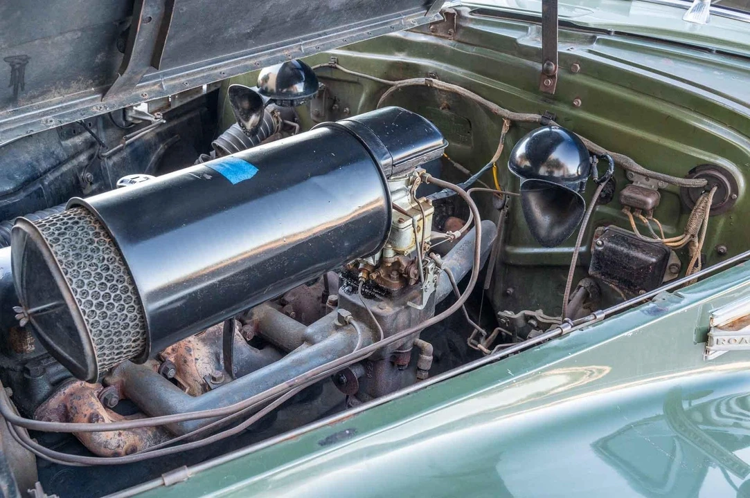 1940 Buick Roadmaster - Image 13 of 21