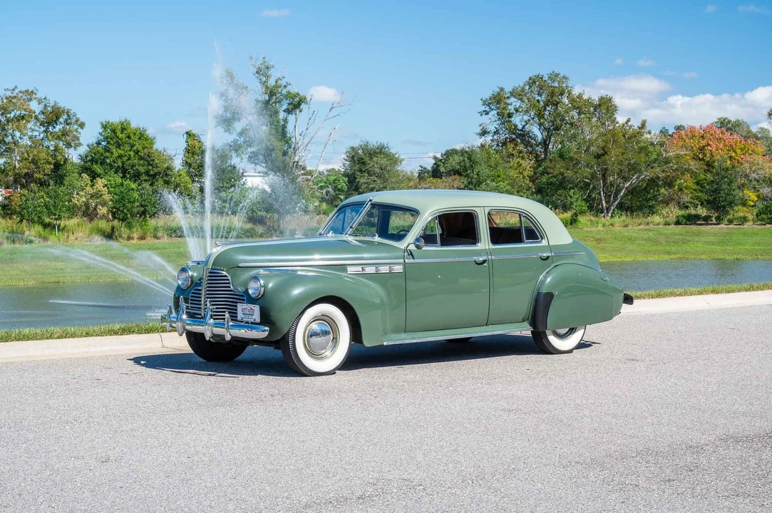 1940 Buick Roadmaster - Image 23 of 31