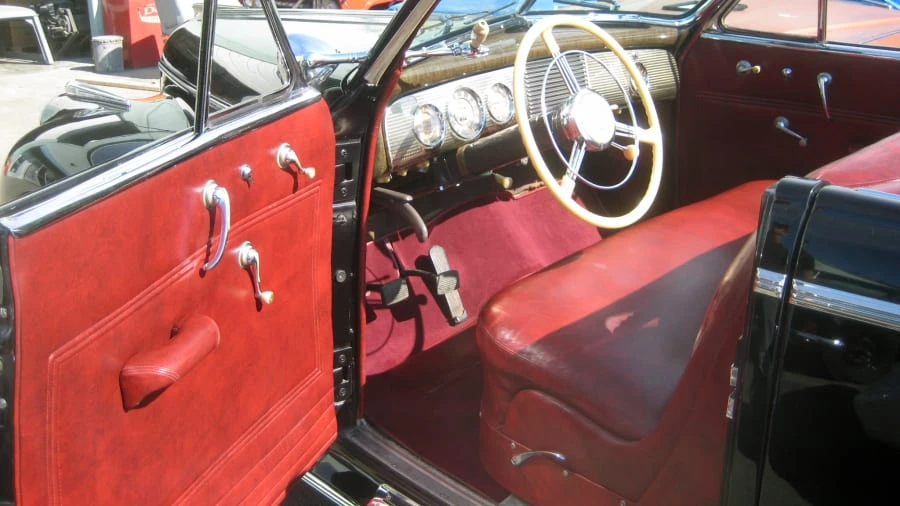 1940 Buick Roadmaster - Image 4 of 11