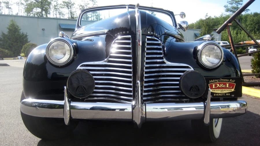 1940 Buick Roadmaster - Image 10 of 11