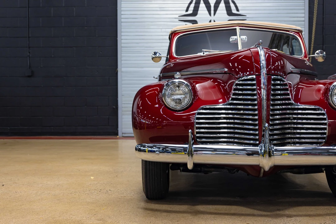 1940 Buick Super - Image 12 of 31