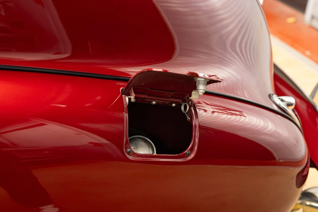 1940 Buick Super - Image 25 of 31