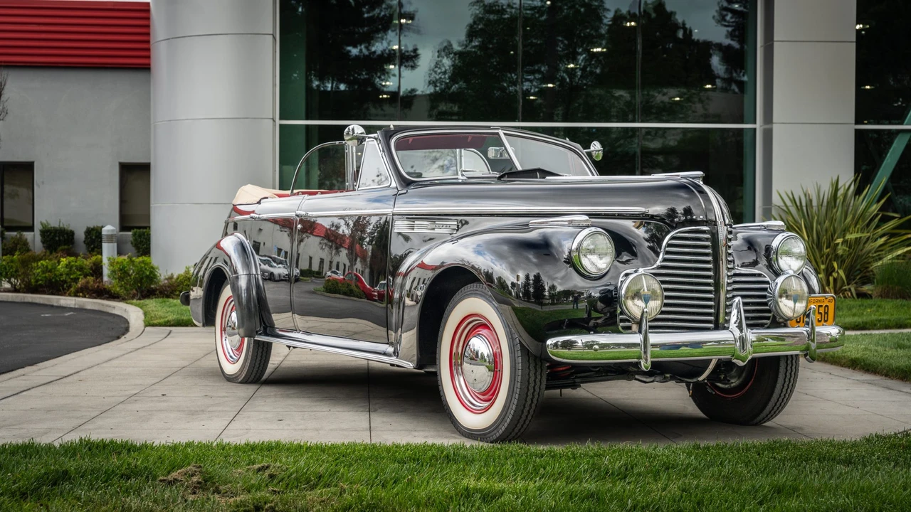 1940 Buick Super - Image 5 of 31