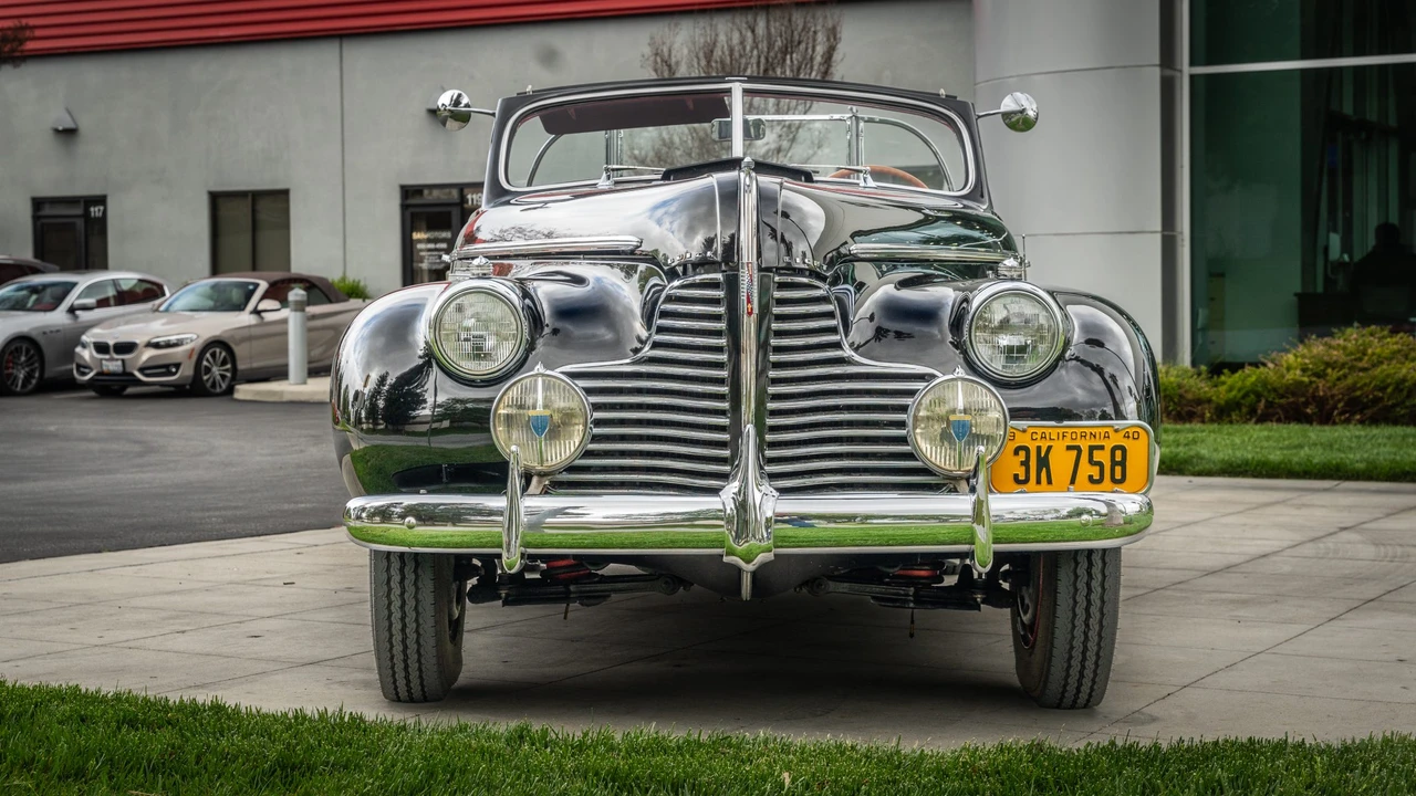 1940 Buick Super - Image 3 of 31
